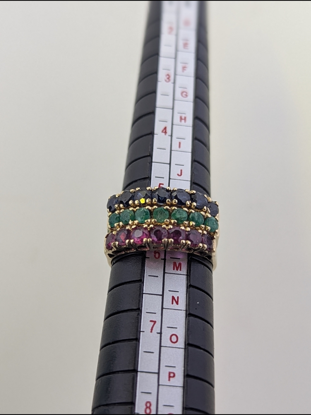 ✨ Vintage 14K Gold Sapphire, Emerald, & Ruby Stackable Ring Set ✨ - Picture 4 of 6